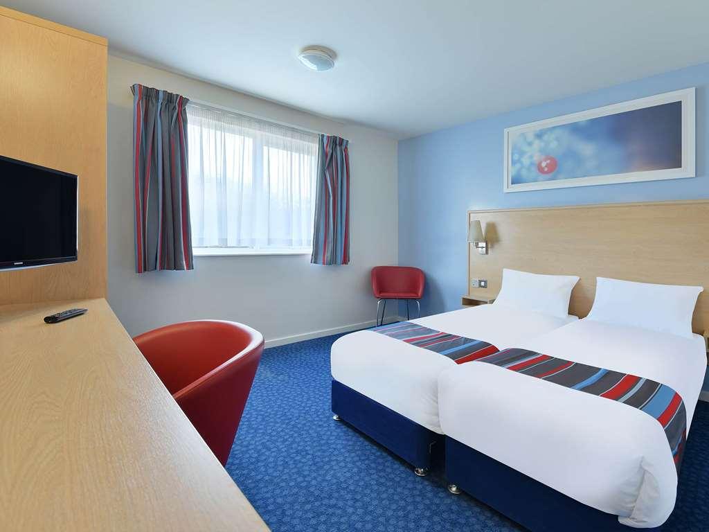 Travelodge Berwick Upon Tweed Room photo